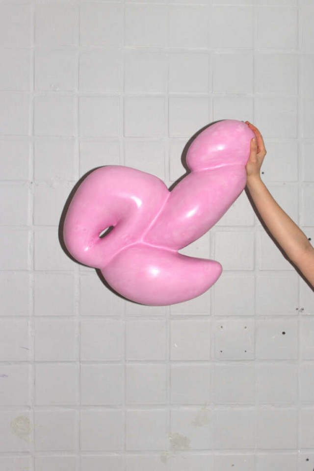 Pleun van Dijk, Objects of Desire, 2021, verschiedene Materialien, verschiedene Maße, Foto: © Nahmlos